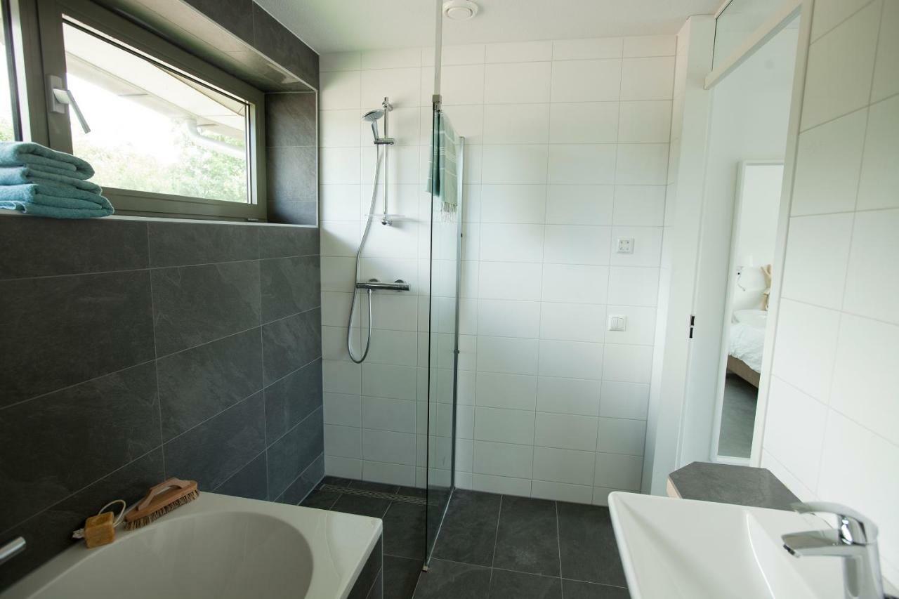 Aan Noordzee Villa Veranda Sint Maartensvlotbrug Bagian luar foto